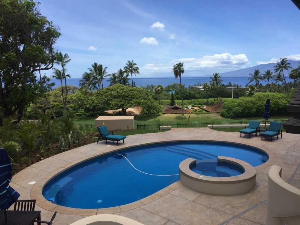 quality-pool-supplies-available-now-in-maui-pool-pro-big-0