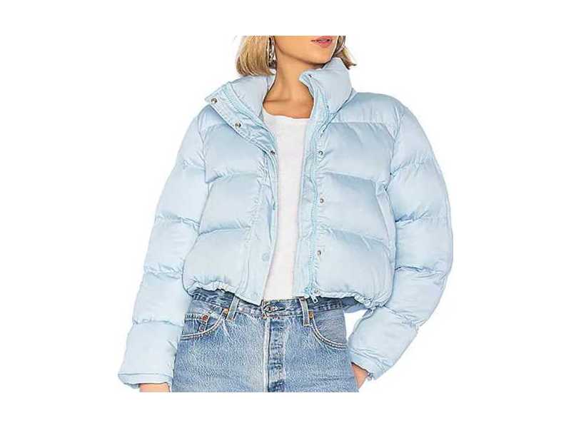 discover-innovative-outerwear-from-a-leading-down-jacket-manufacturer-small-1