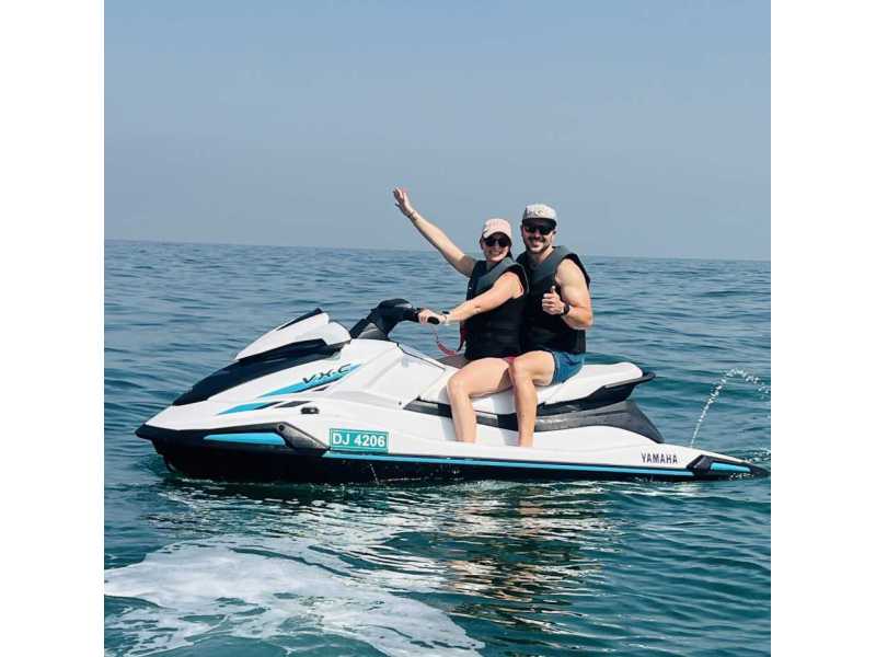 jet-ski-rental-dubai-jumeirah-small-0