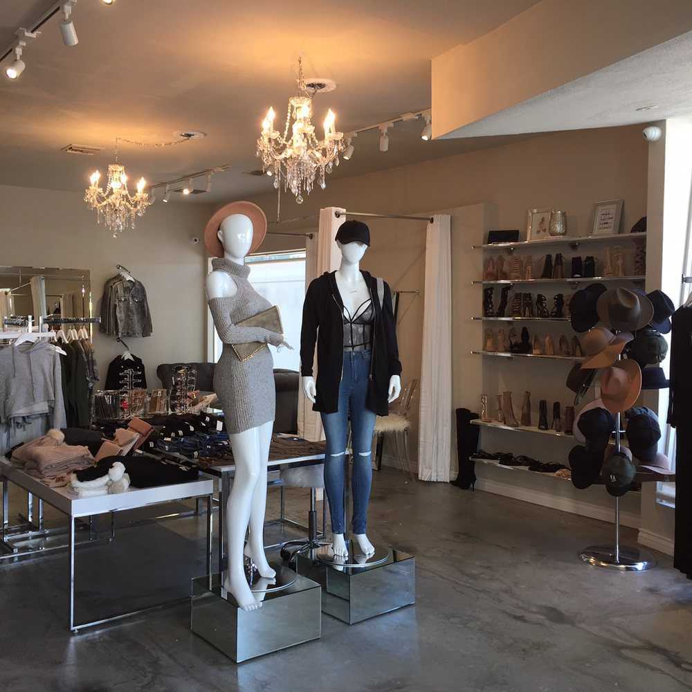 discover-unique-fashion-finds-at-a-clothing-boutique-near-me-big-0