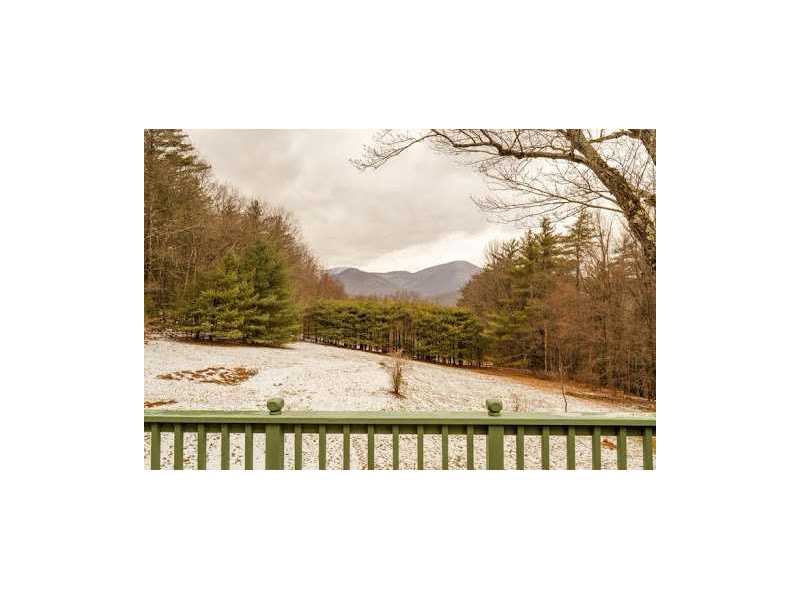 farmhouse-for-sale-in-hudson-valley-ny-small-0