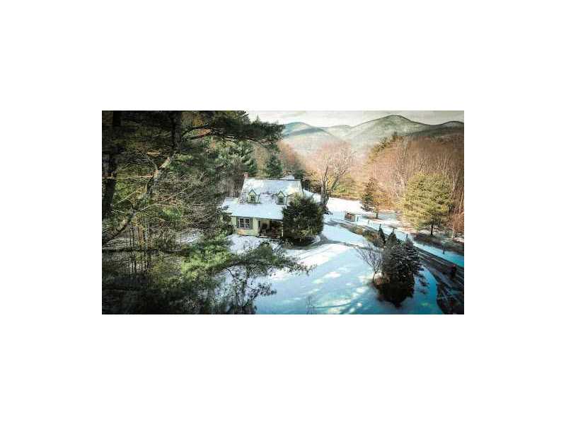 luxury-homes-for-sale-in-hudson-valley-ny-small-0