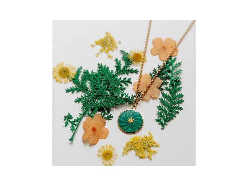 one-star-guilloche-pendant-small-1