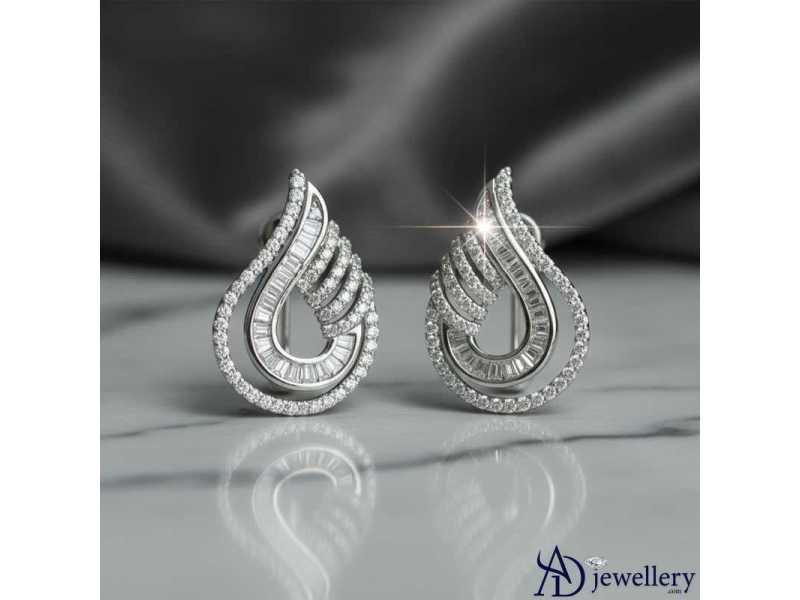 silver-fame-earrings-small-0