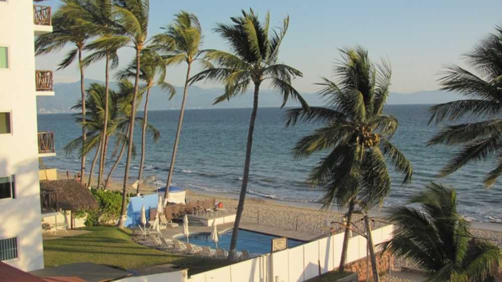 bucerias-vacation-condo-for-rent-big-0