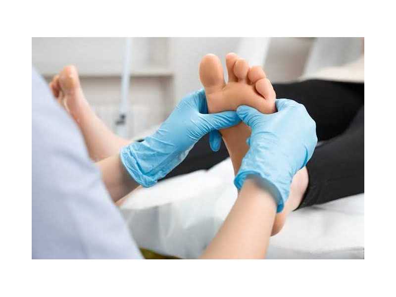 podiatric-surgery-specialist-doctor-in-franklin-wisconsin-small-0