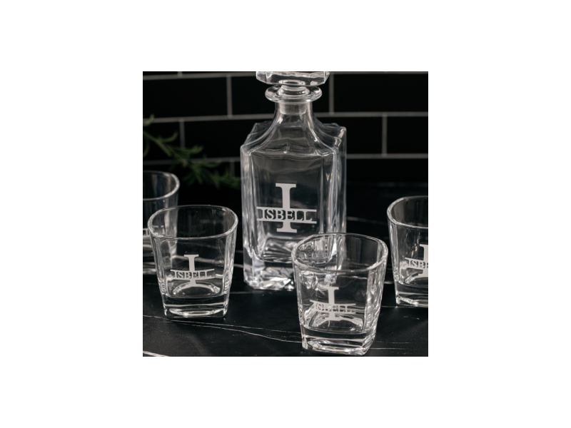 custom-whiskey-decanters-certified-artisan-glassware-small-0
