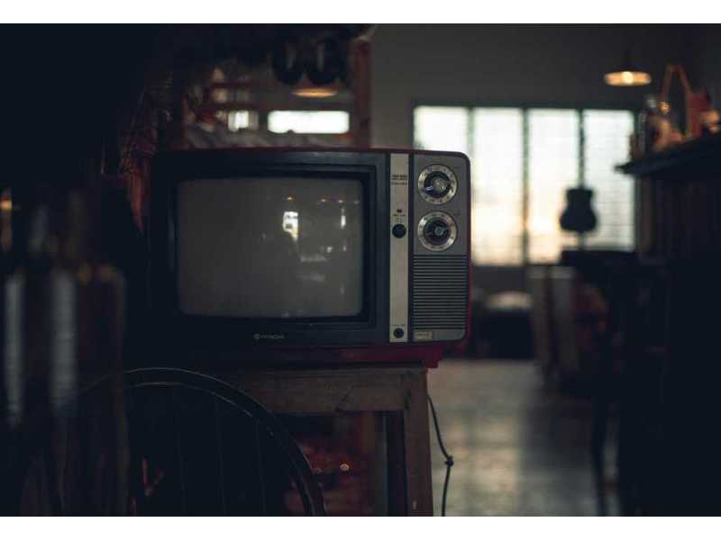 watch-vertical-drama-series-online-small-0