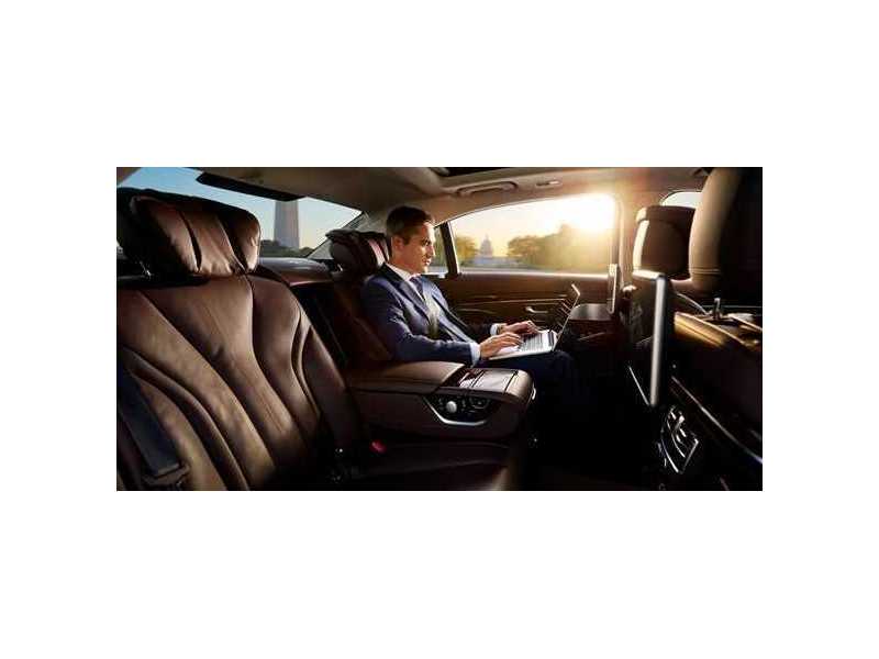 suv-service-for-board-meetings-washington-dc-small-0