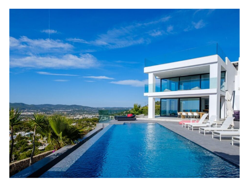 premium-concierge-solutions-for-luxury-living-in-monaco-small-0