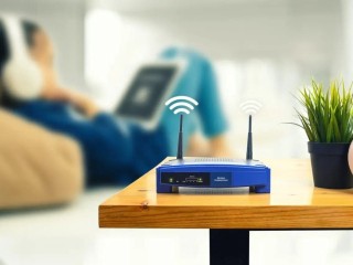 How can Rockspace extenders boost home Wi-Fi?