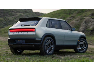 Rivian R3X High-Performance Crossover REVEAL