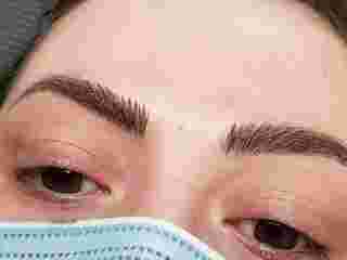 lash-enhancement-stunning-natural-lashes-with-metamorphosis-small-0