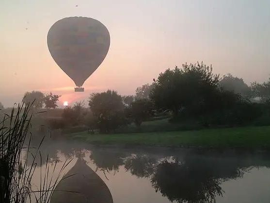 scenic-hot-air-balloon-rides-johannesburg-african-travel