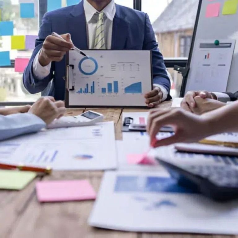 corporate-finance-advisory-for-funding-valuation-and-expansion-big-0