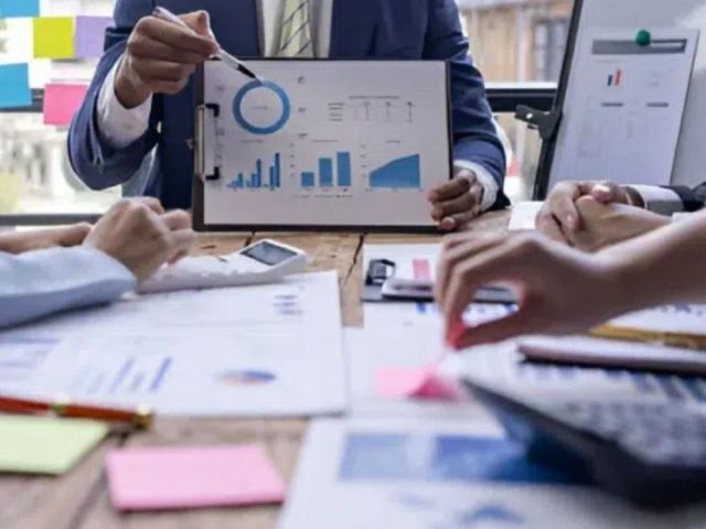corporate-finance-advisory-for-funding-valuation-and-expansion