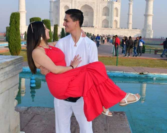 ourney-through-time-a-tour-of-the-taj-mahal
