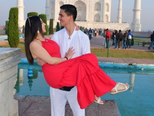 ourney-through-time-a-tour-of-the-taj-mahal